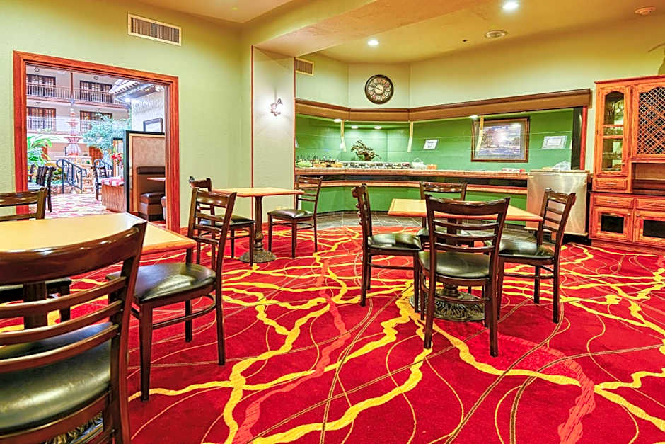 Mcm Elegante Suites Abilene