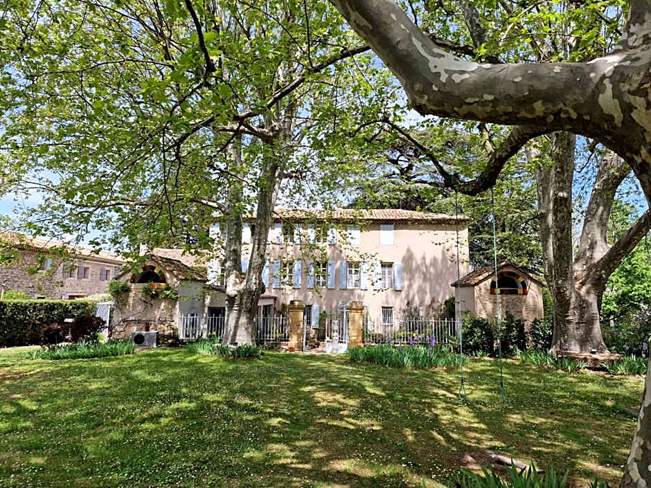 1560- Domaine Des Cinq Jardins- A Magical and Authentic Mansion