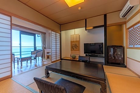 Japanese-Style Junior Suite with Open-Air Bath - Sea View