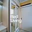 RedLiving Apartemen Cibubur Village - Lily's Room Tower C