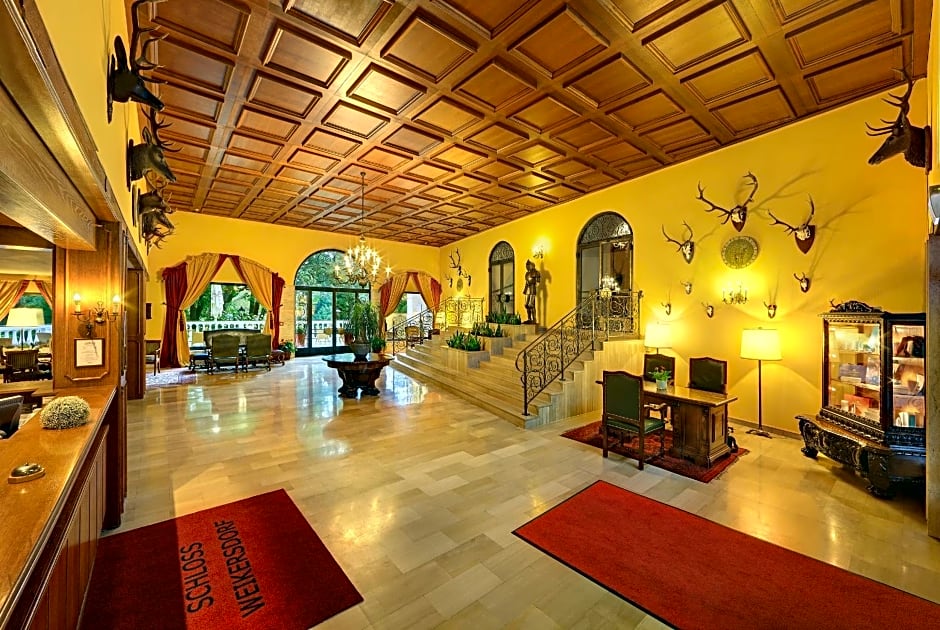Hotel Schloss Weikersdorf