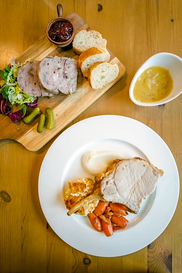 The Old Farm of Amfreville