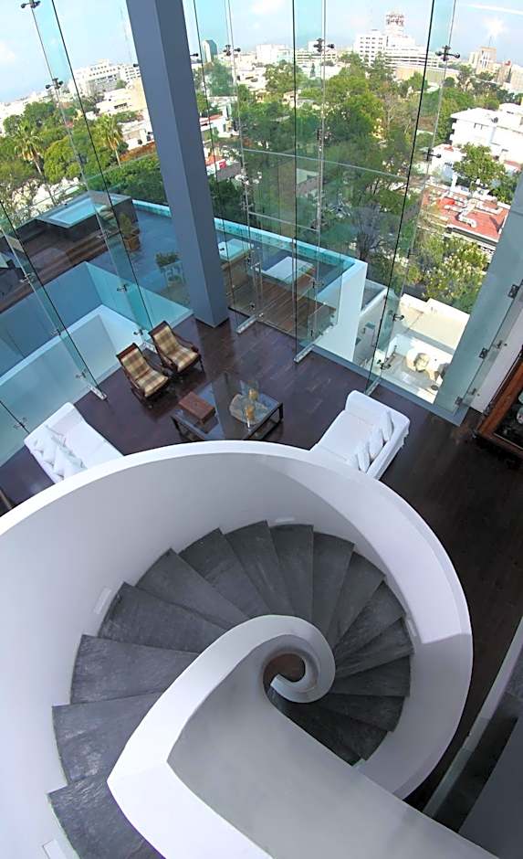 Demetria Hotel