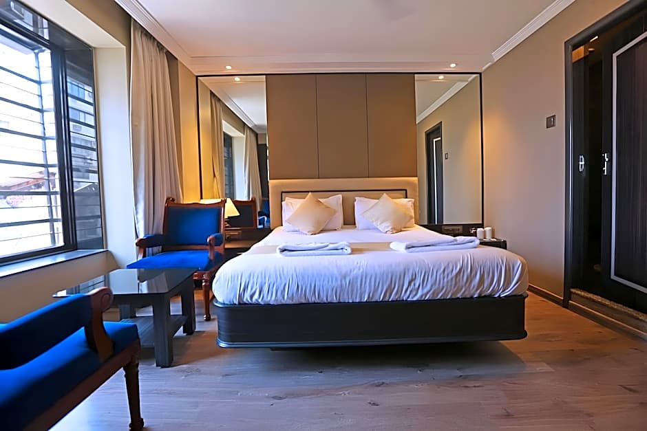 Gulf Hotel Colaba