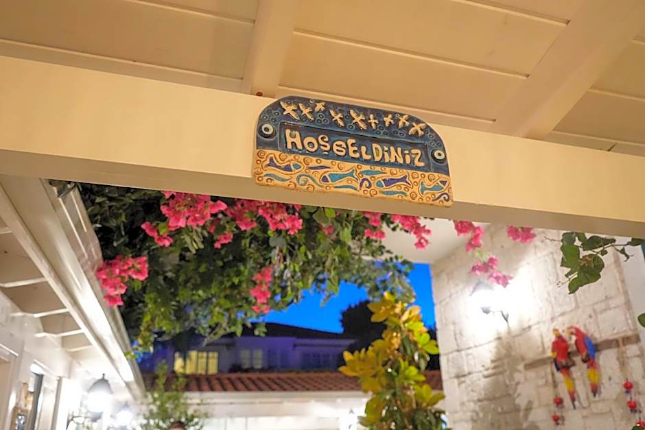 Müzeyyen Hanım Konağı Alaçatı