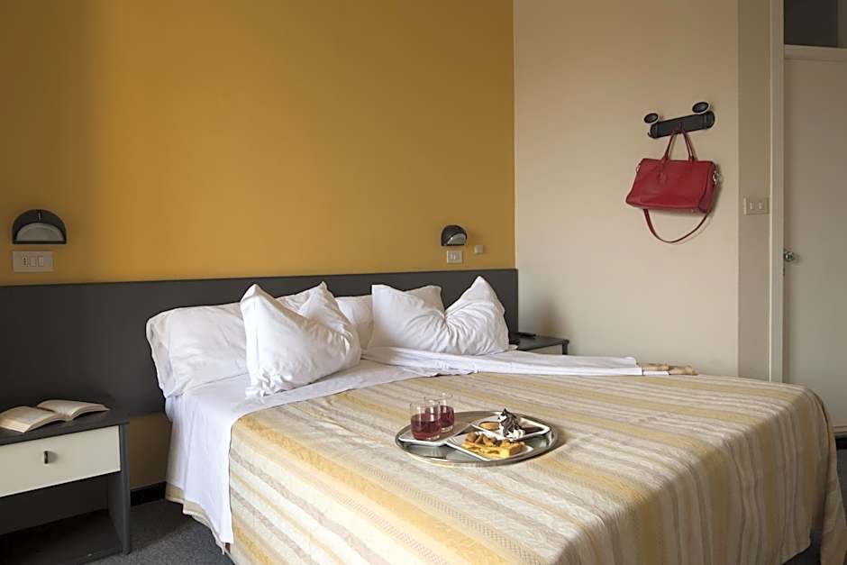 Hotel Airone