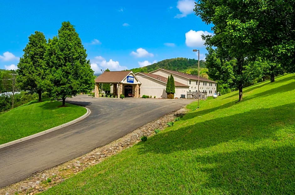 Americas Best Value Inn & Suites Independence VA