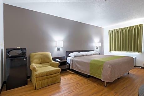 King Room with Spa Bath - Smoking