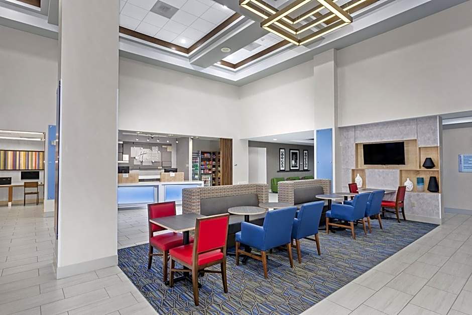 Holiday Inn Express & Suites South Portland By IHG