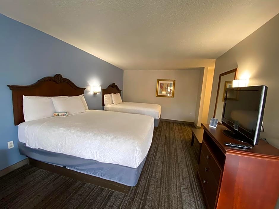 Hotel South Tampa & Suites