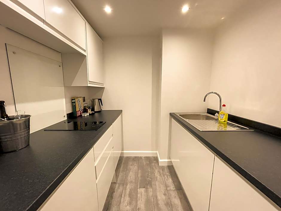 Lancaster House Hotel