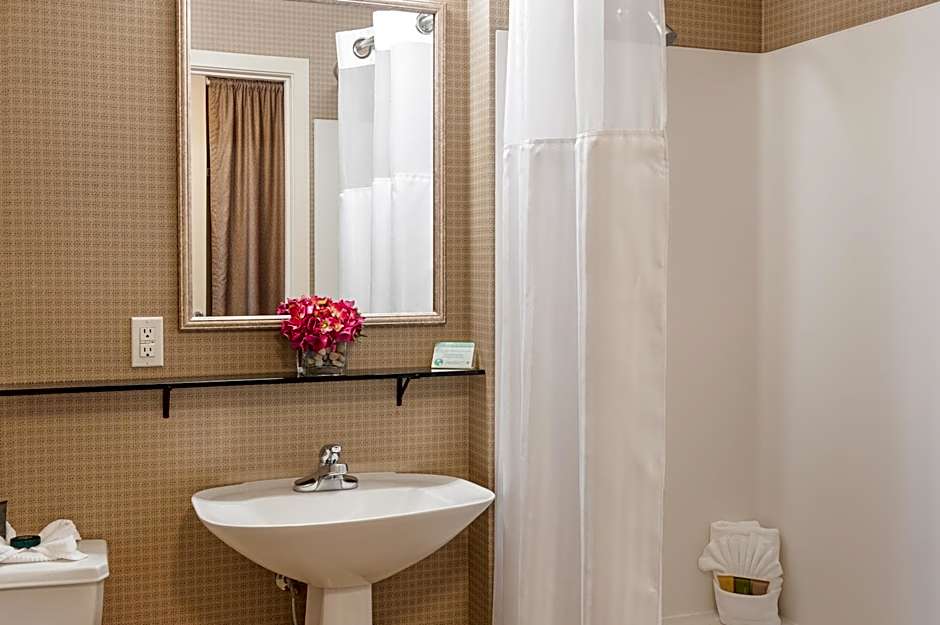 The Mediterranean Inn