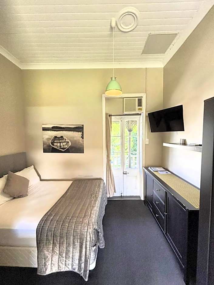 Grand Hotel Mount Morgan