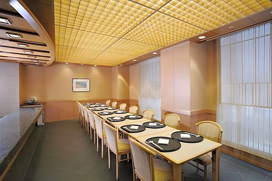 Hotel Emisia Sapporo