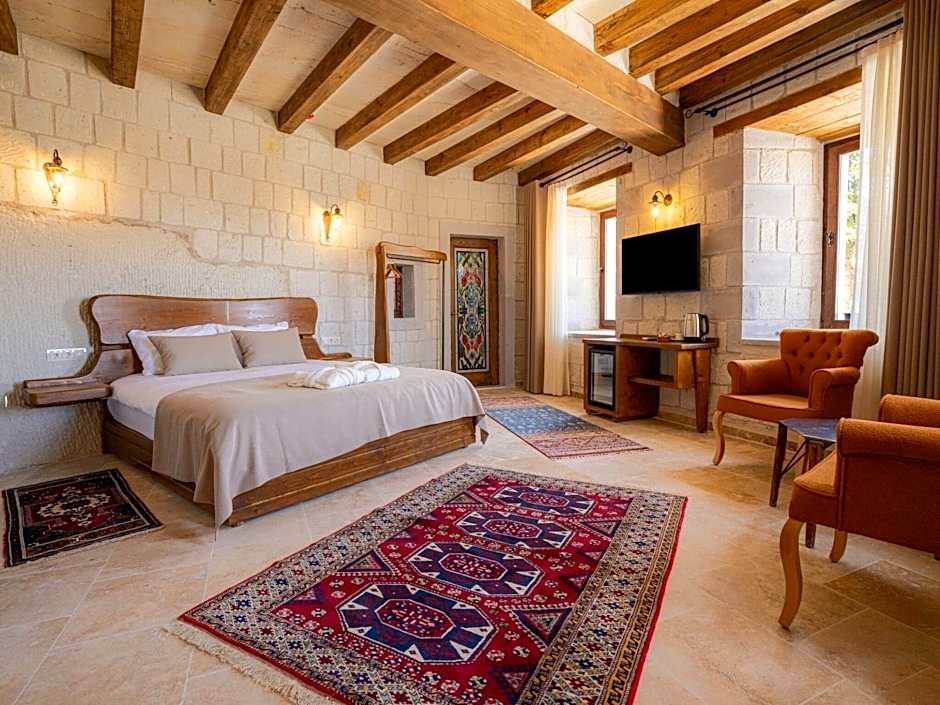 Tulip Cave Suites