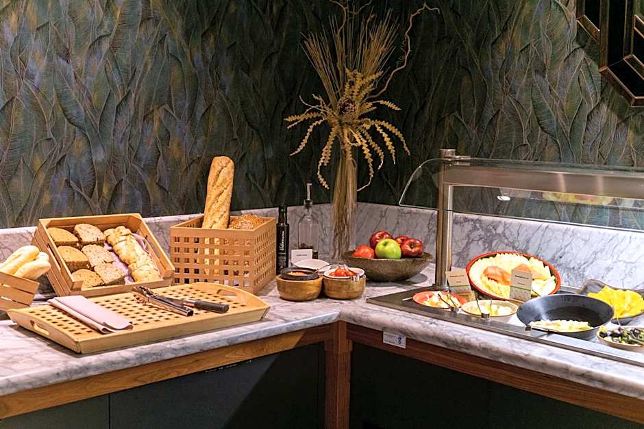 DoubleTree by Hilton Madrid - Prado