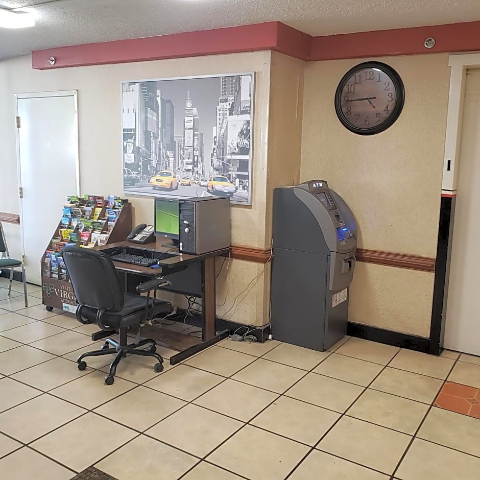 Rodeway Inn Roanoke Airport