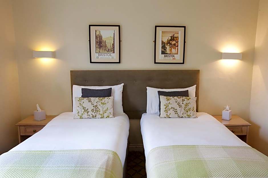 Victoria Square Hotel Clifton Village