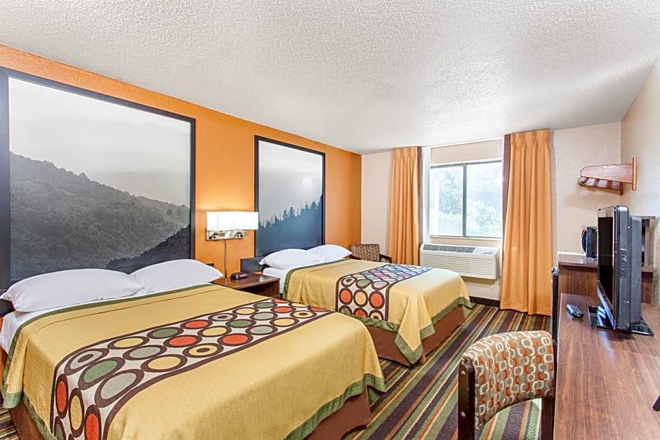 Super 8 by Wyndham Norton VA