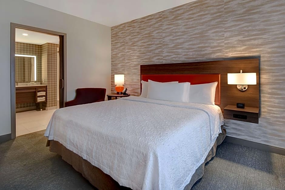 Home2 Suites by Hilton Detroit-Troy, MI