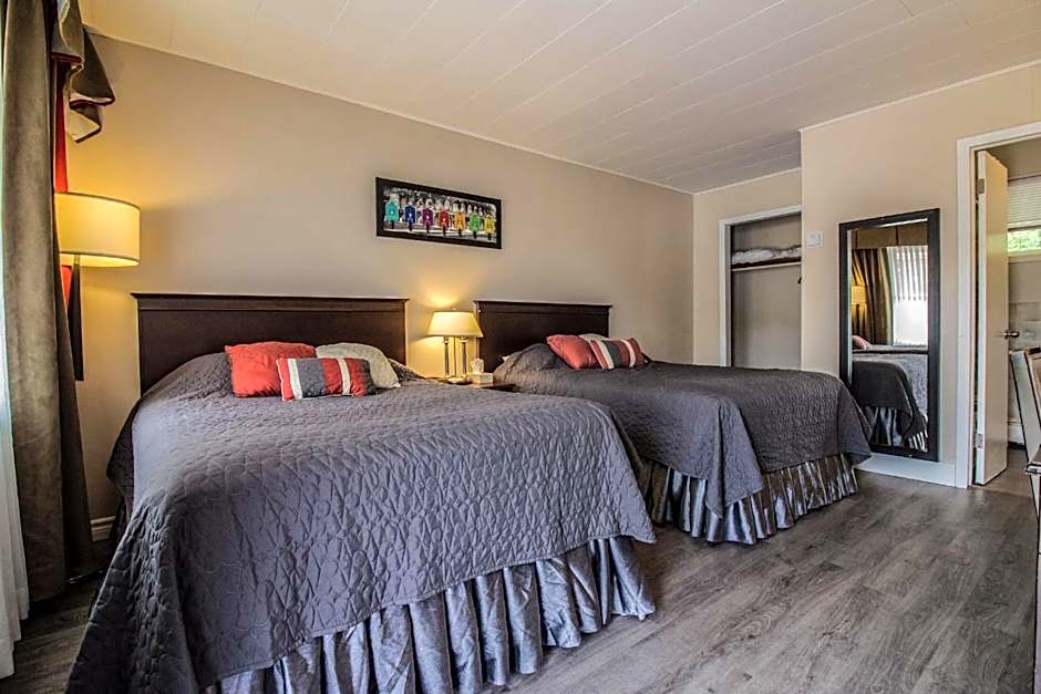 The White Horse Motel