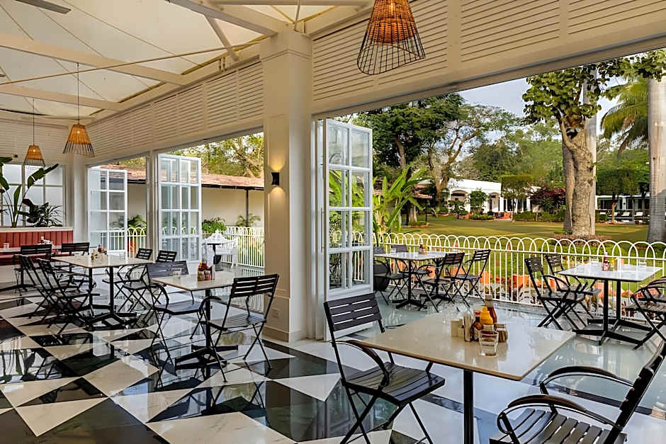 Hotel Jehan Numa Palace