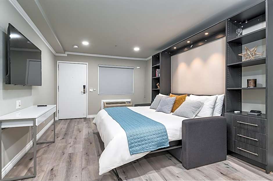 Omeo Suites