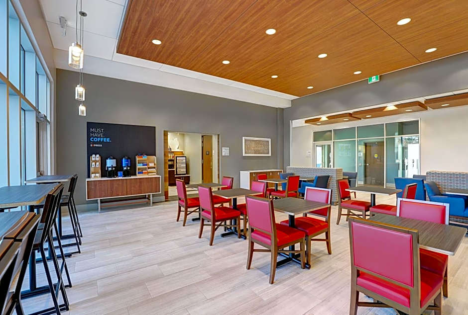 Holiday Inn Express Kingston West By IHG