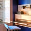Radio Hotel