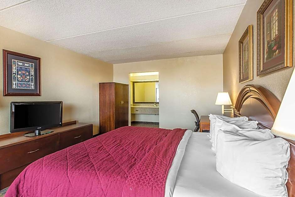 Quality Inn & Suites Easley - Greenville