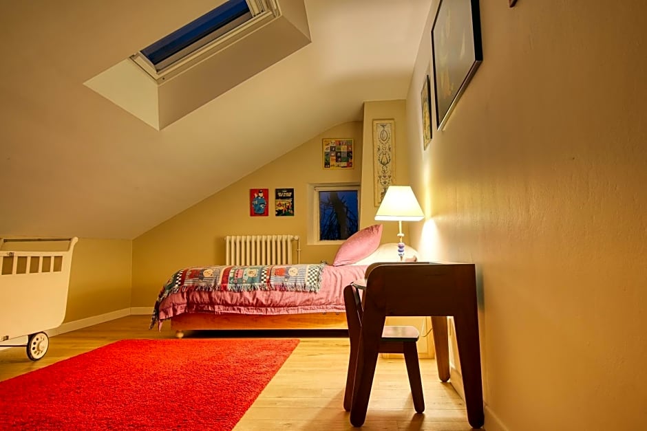 KERBELEG, ferme-manoir du XVè siècle, chambres grand confort