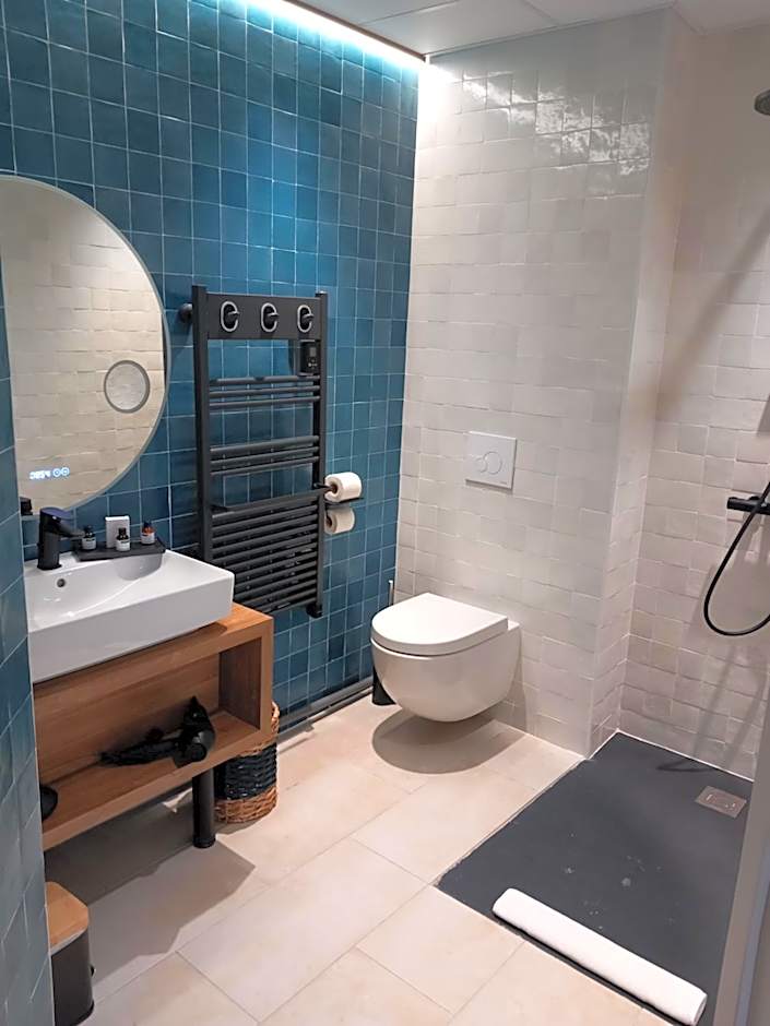 Intense Boutik-Hôtel