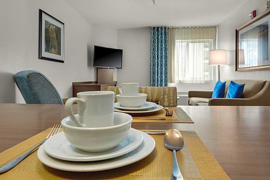 Candlewood Suites Pensacola - University Area By IHG