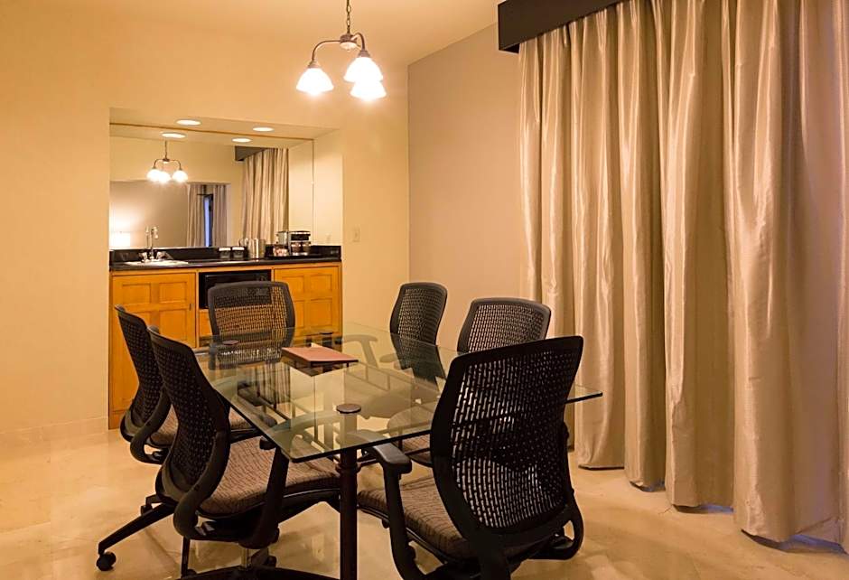 DoubleTree Suites By Hilton Mcallen