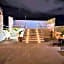 Hotel 12 BEES by Kavia