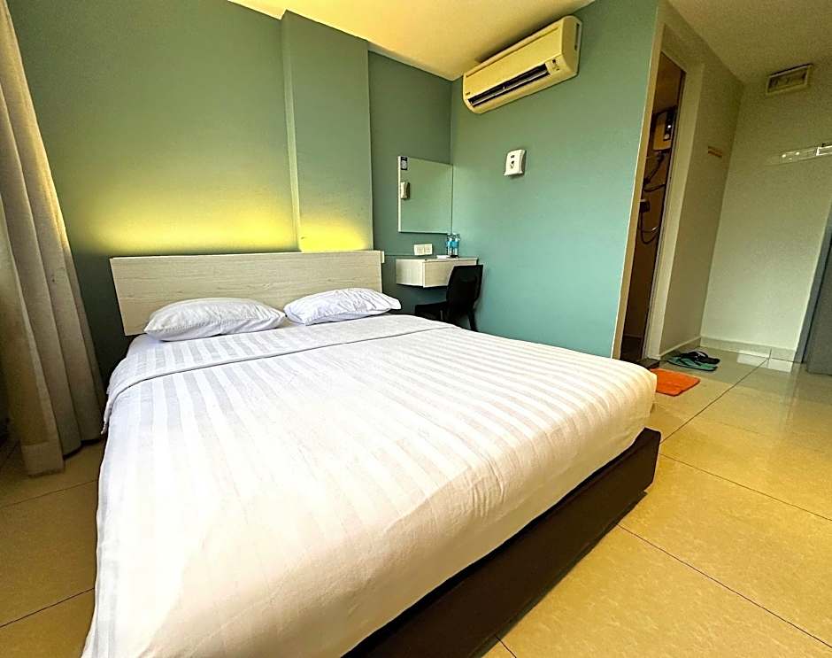 De UPTOWN Hotel @ SS2