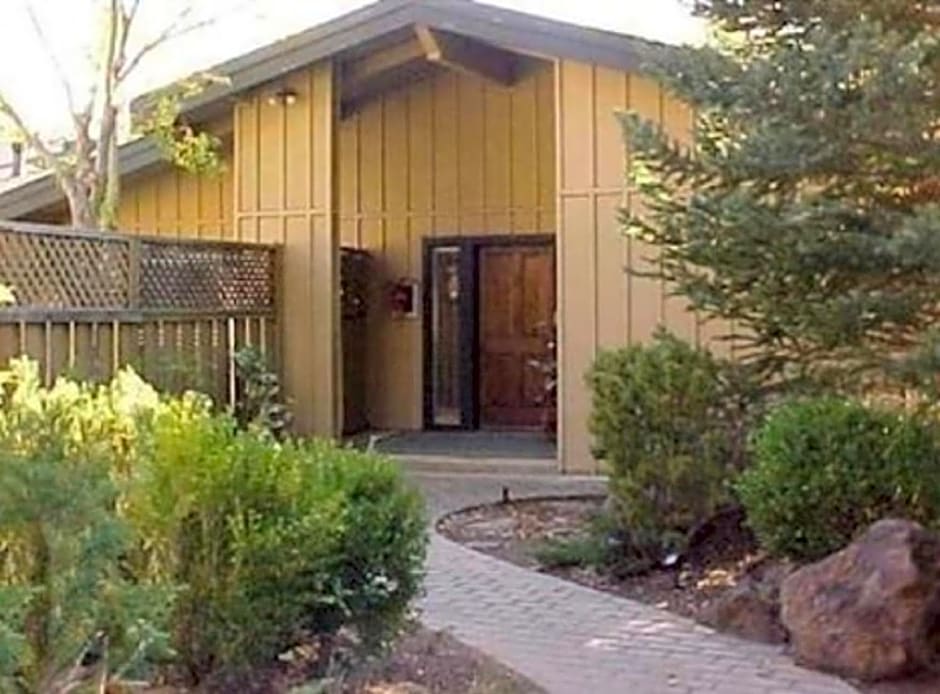 Yosemite Bed and Breakfast