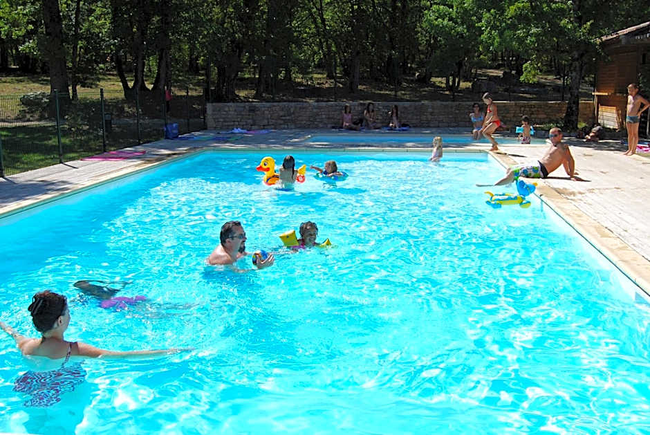 Lagrange Grand Bleu Vacances - Residence Les Ségalières