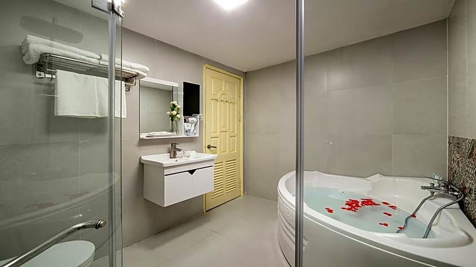 Diamond Legend Hotel