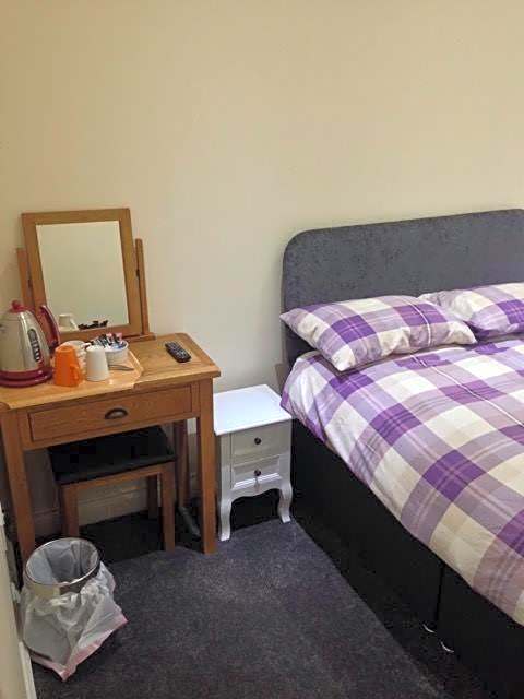 Airport Tavern Accommodation