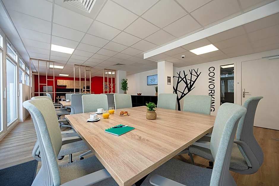 Nemea Appart Hotel Coliseum Amiens Centre