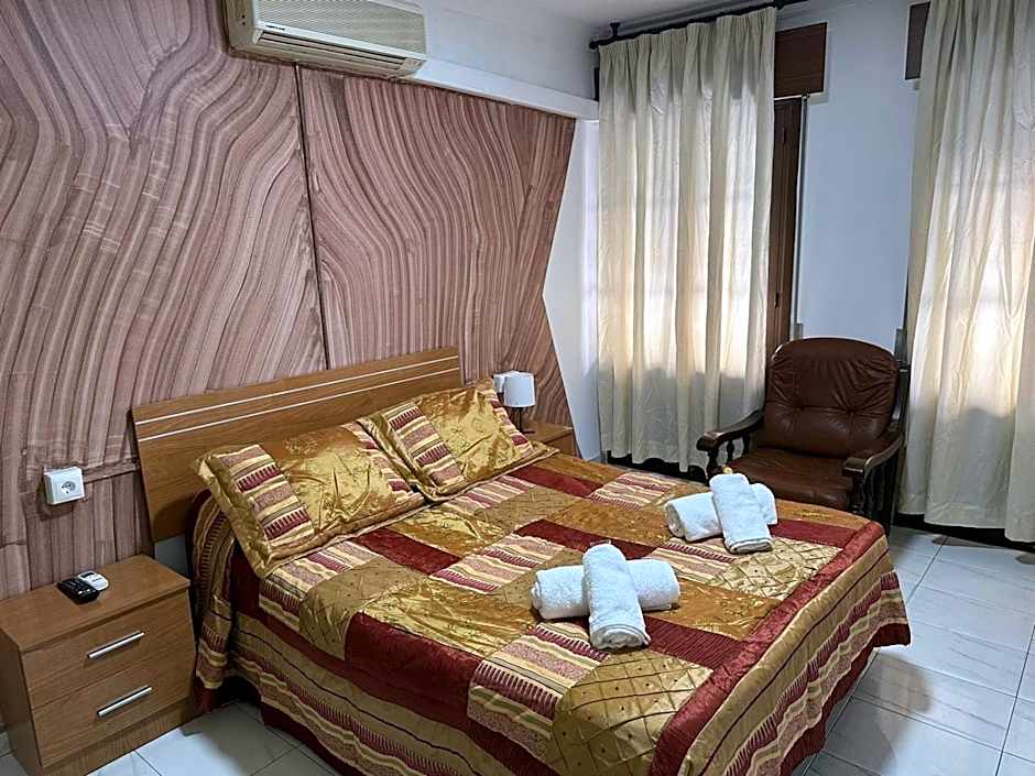 Hotel Virgen de los Reyes