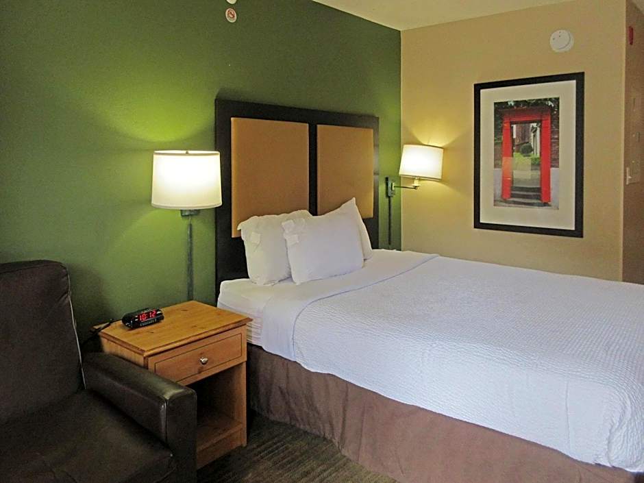 Suburban Studios Raleigh - Crabtree Valley