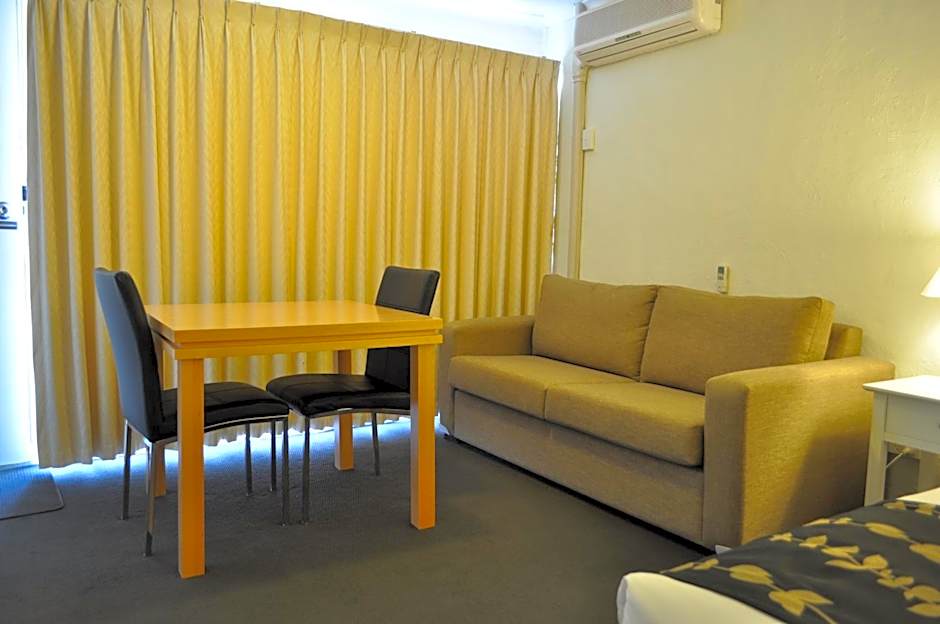 Albury Burvale Motor Inn