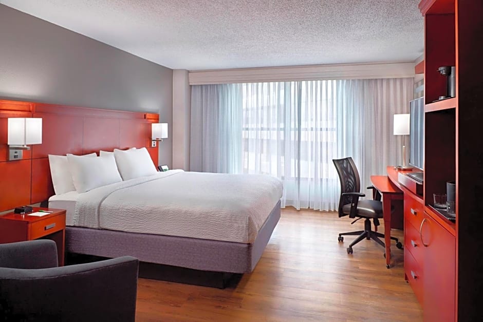 Courtyard by Marriott Atlanta Decatur Downtown/Emory