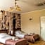 Dworek Helena