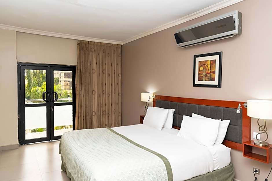 Hawthorn Suites By Wyndham Abuja