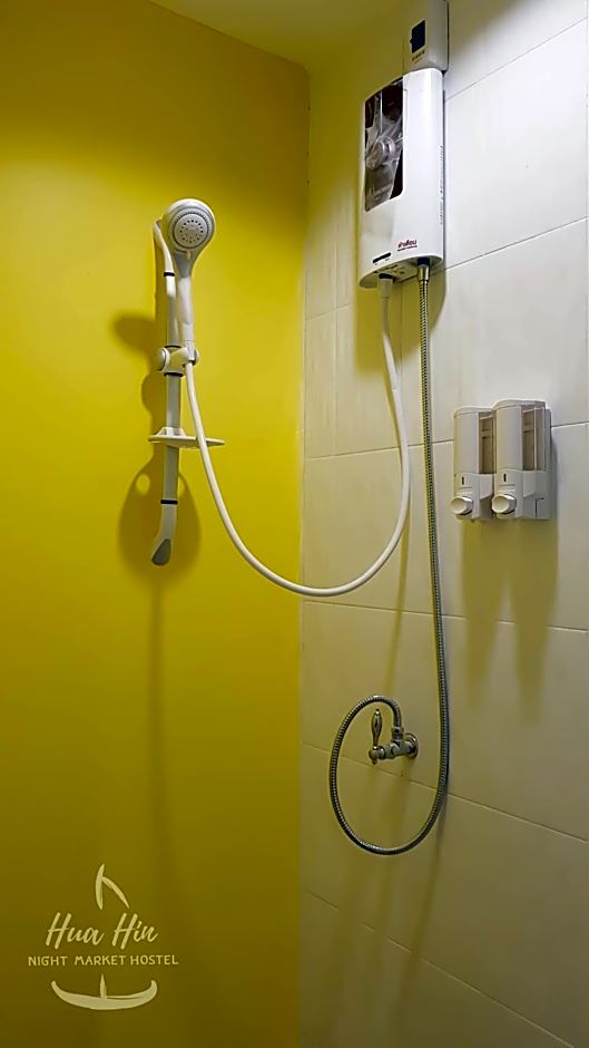 Hua Hin Night Market Hostel