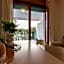 Welcoming flat just a short walk from the sea