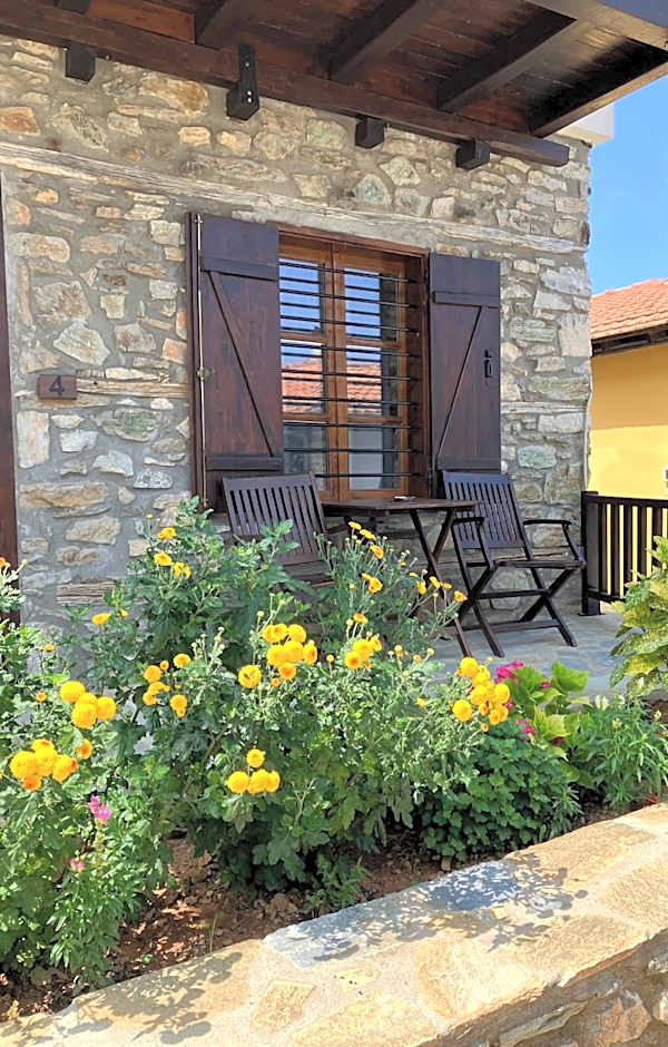 Melofegaro Guesthouse